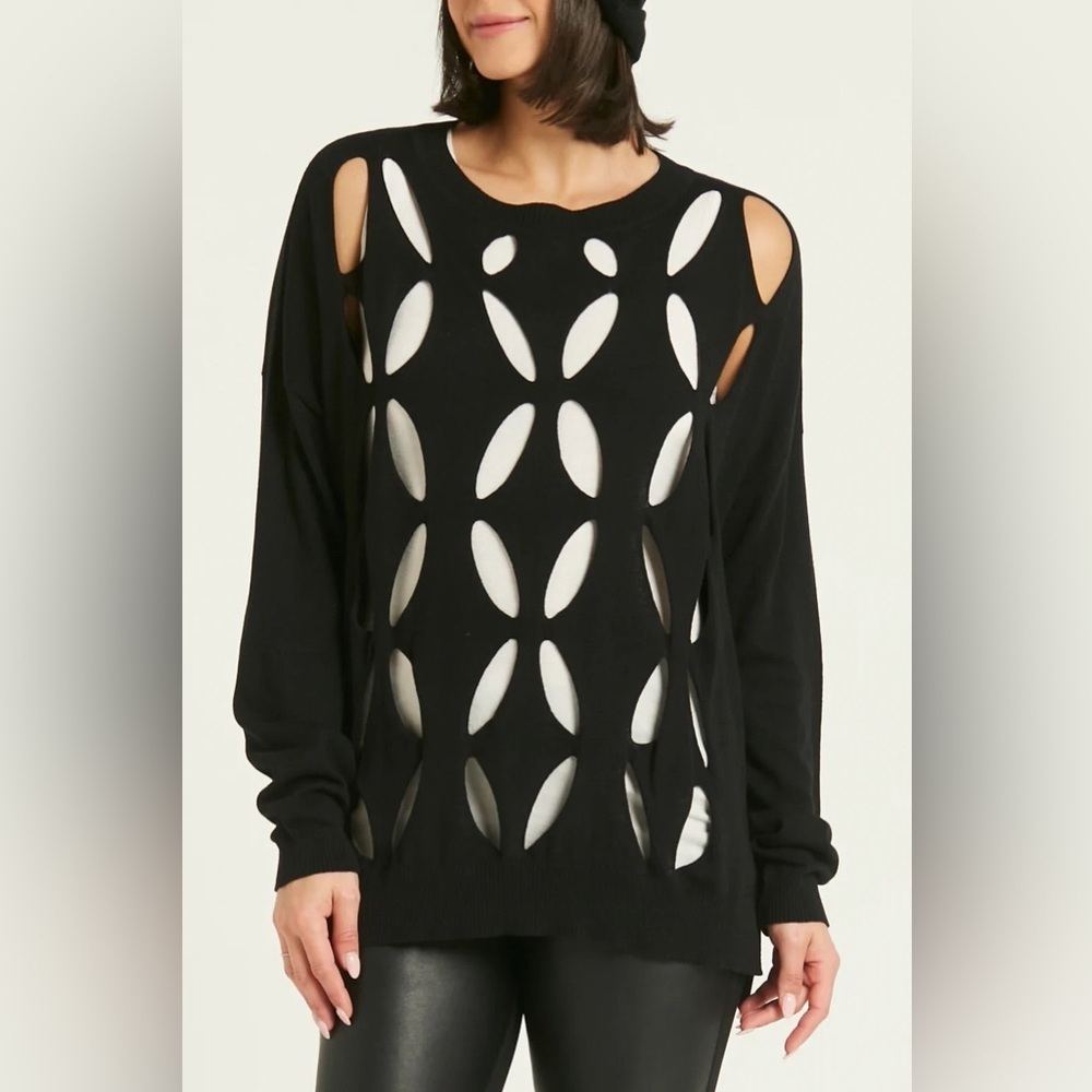 PLANET BY LAUREN G. Pima Cotton Flower Power Black Crewneck Sweater EUC One Size